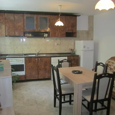 Summer House Apartment *
